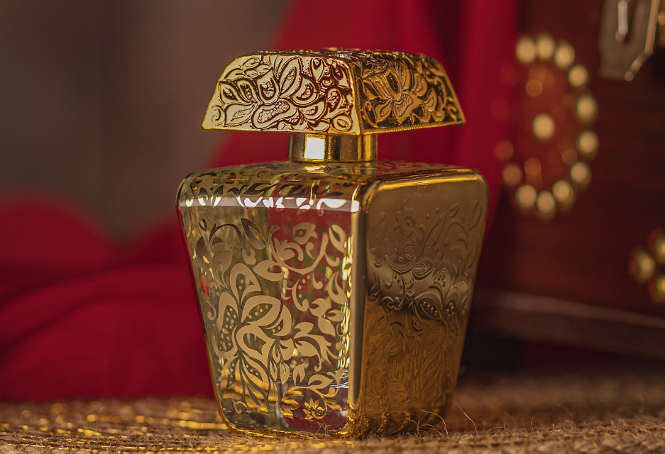 Perfume for official visits: Criteria for choosing an elegant scent with a balanced impact